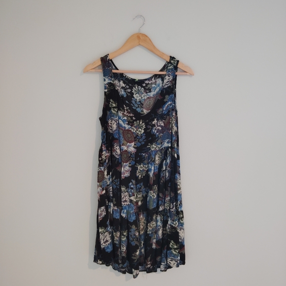 American Eagle Outfitters Dresses & Skirts - American Eagle Floral Sleeveless Dress